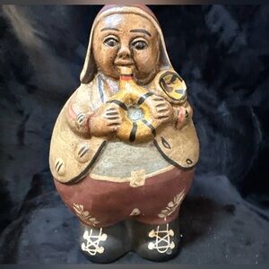 Rare Chulucanas Peru Man Clay Pottery Sculpture 7" Folk Art Round 6.5"  tall